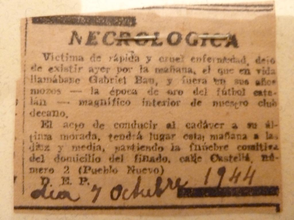 Necrológica grapada en el libro de propiedad del nicho del cementerio de Les Corts