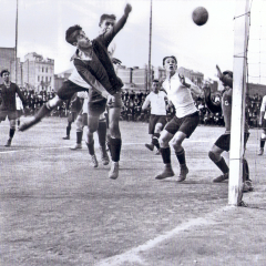 Bau al fons, atent a la rematada de cap de Pomés